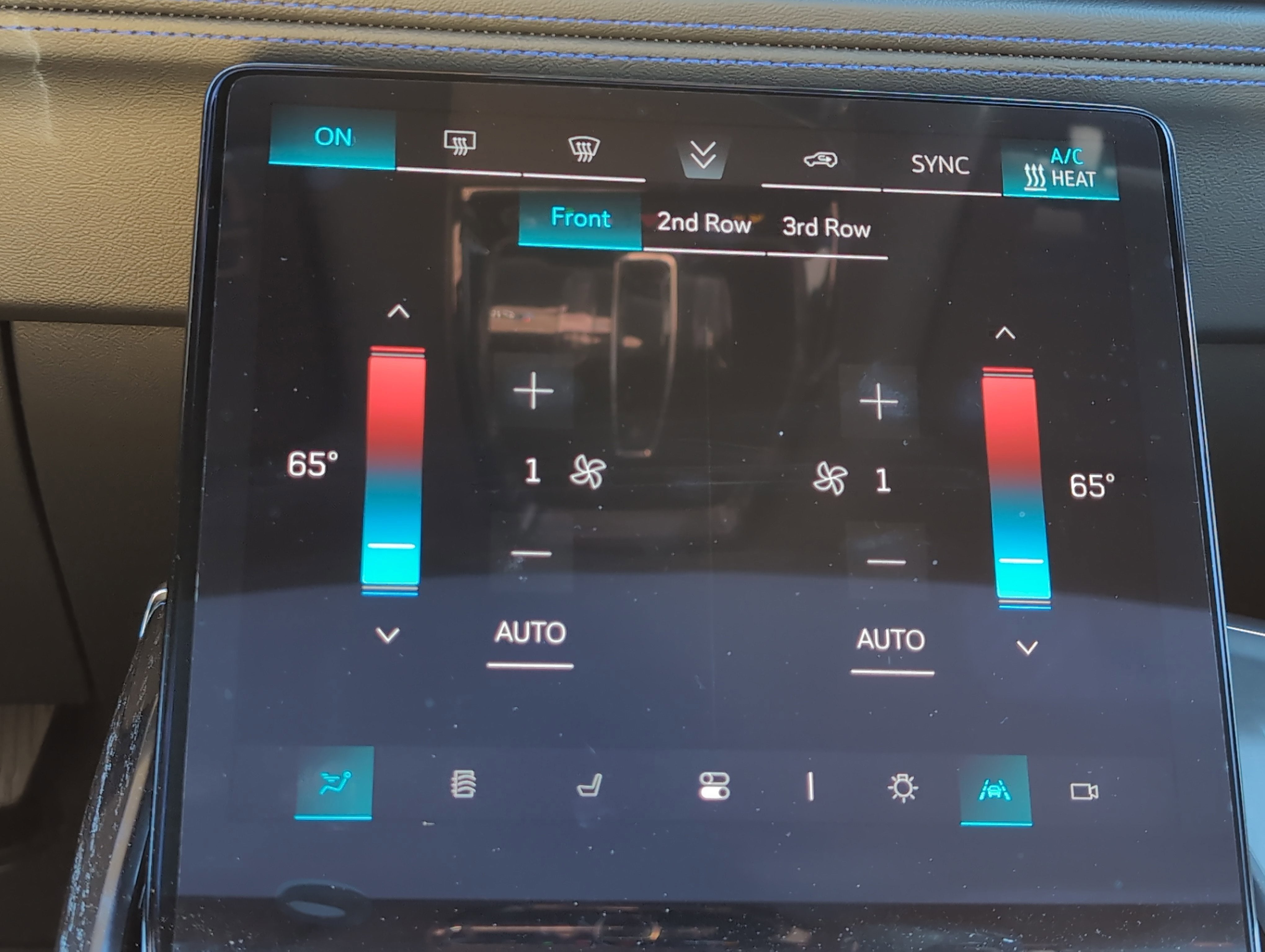 2025 Cadillac ESCALADE IQ Sport 1