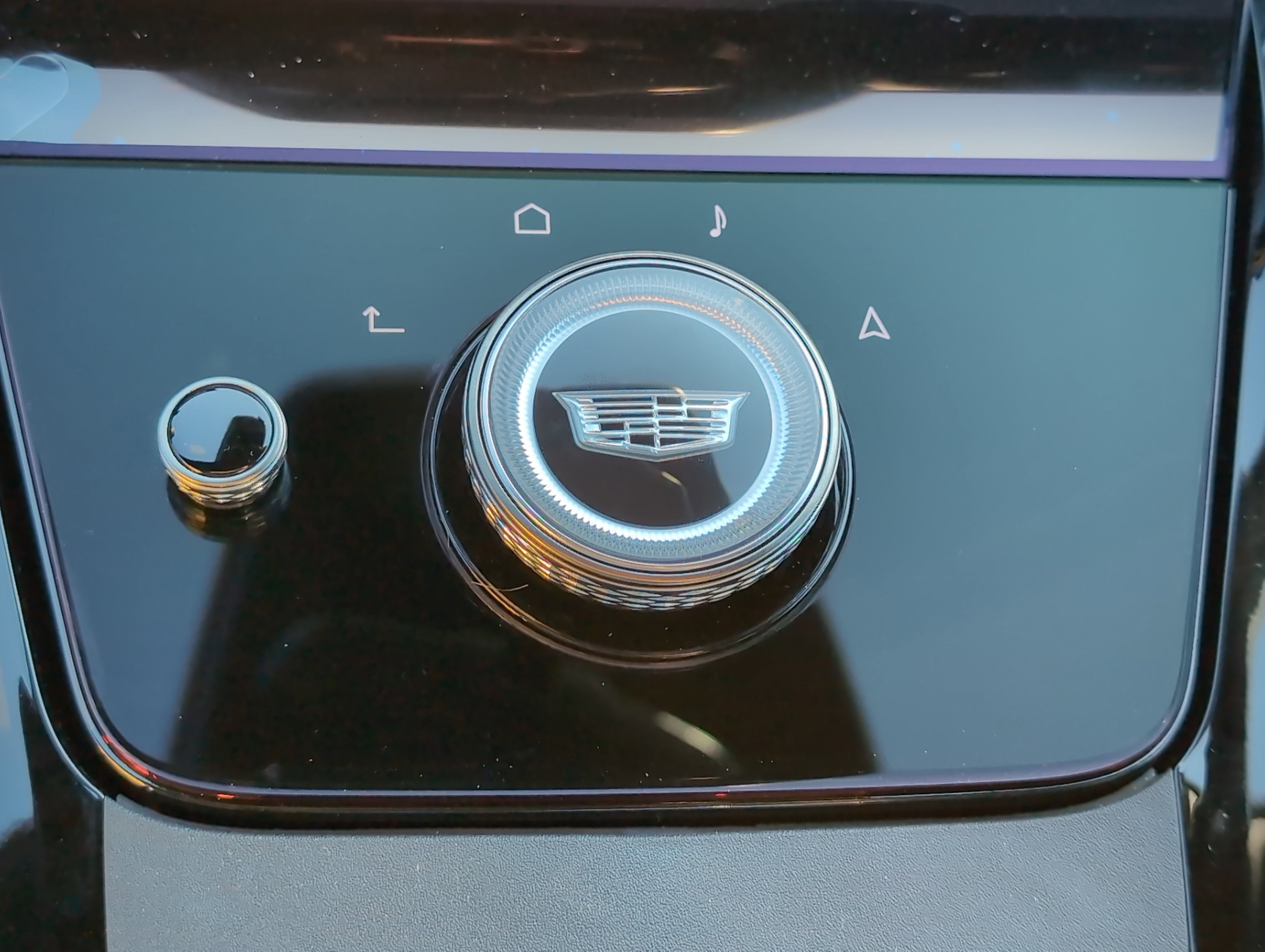 2025 Cadillac ESCALADE IQ Sport 1