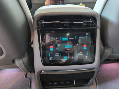 2025 Cadillac ESCALADE IQ Sport 1