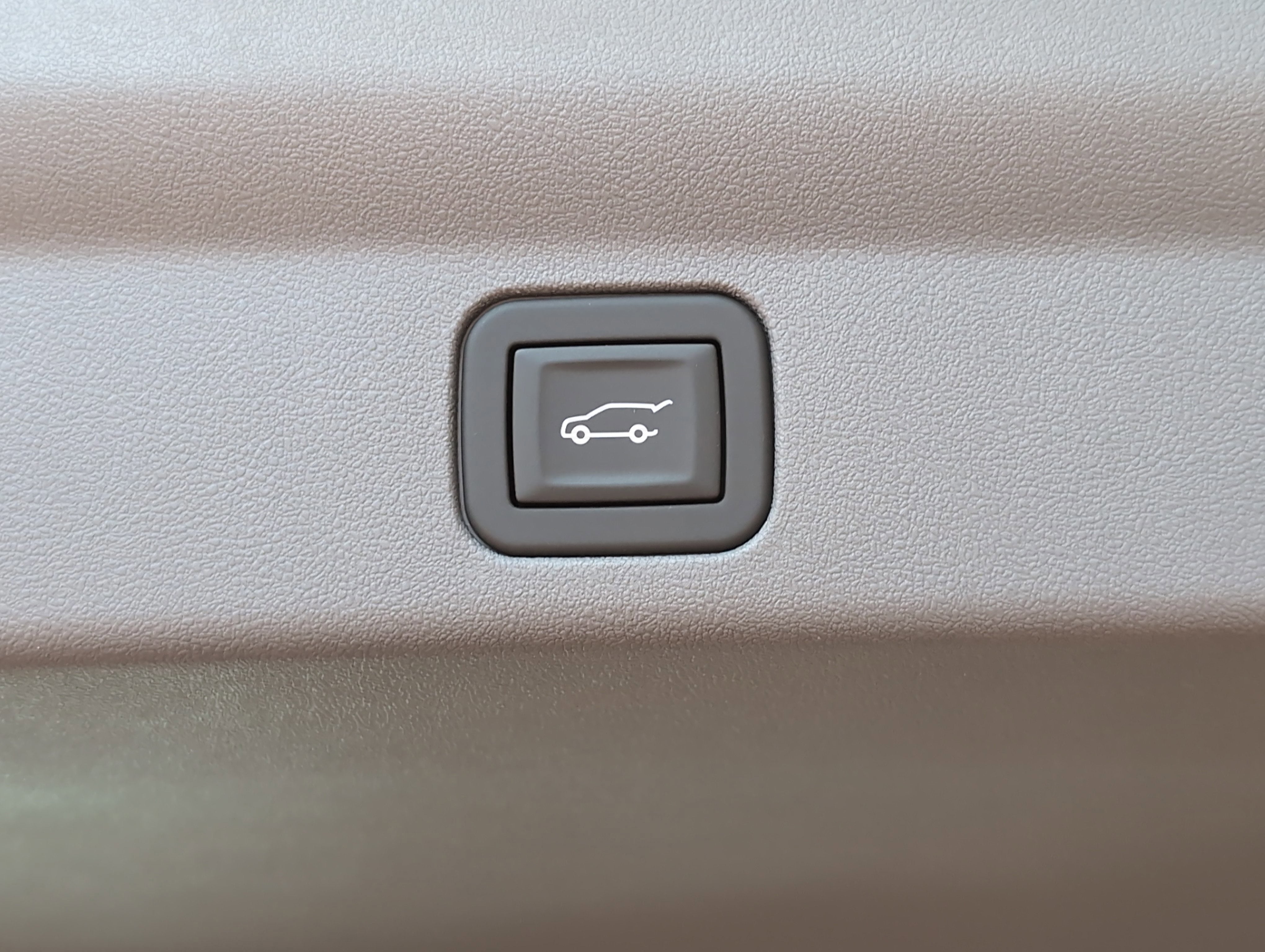 2025 Cadillac ESCALADE IQ Sport 1