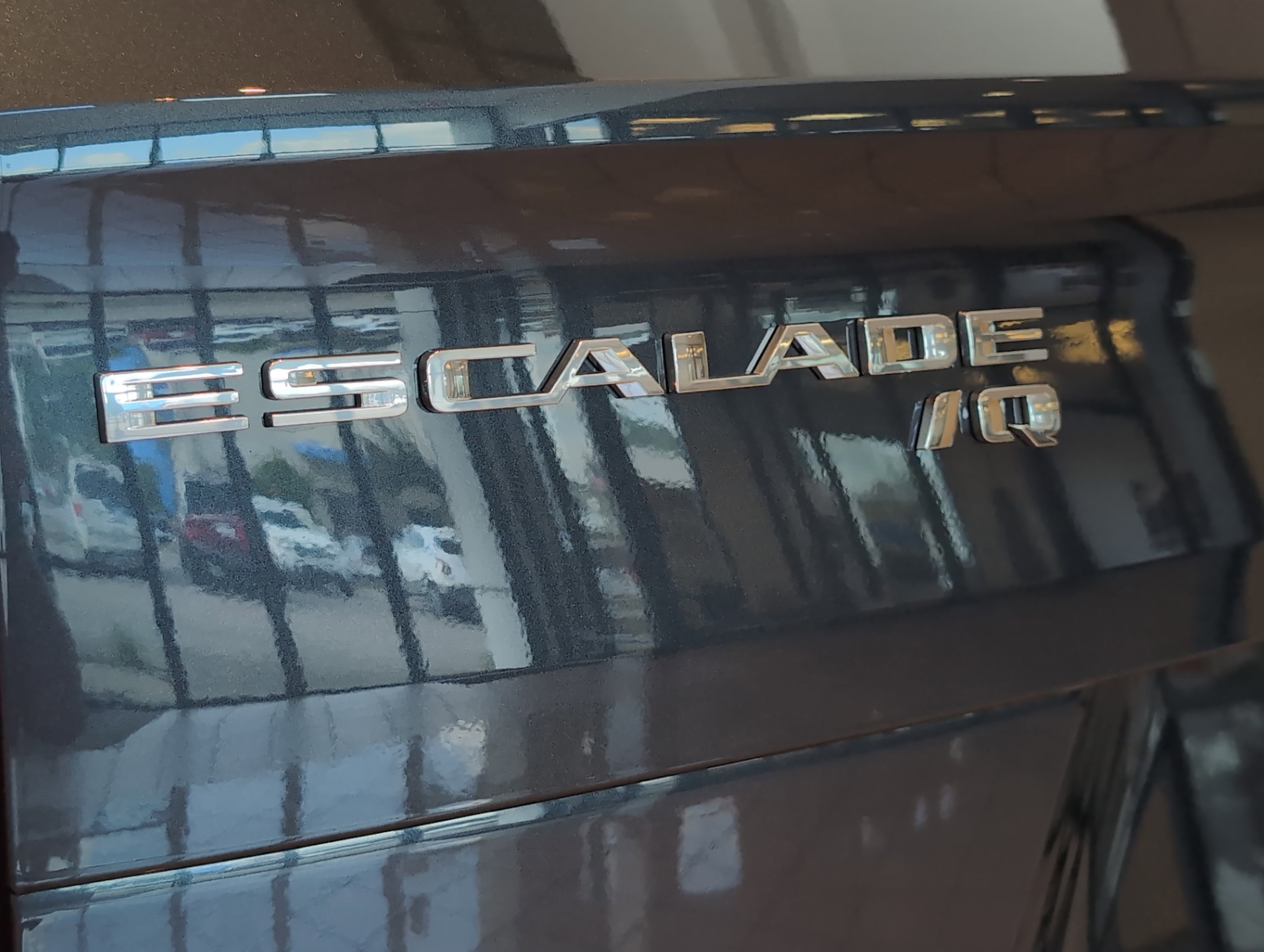 2025 Cadillac ESCALADE IQ Sport 1