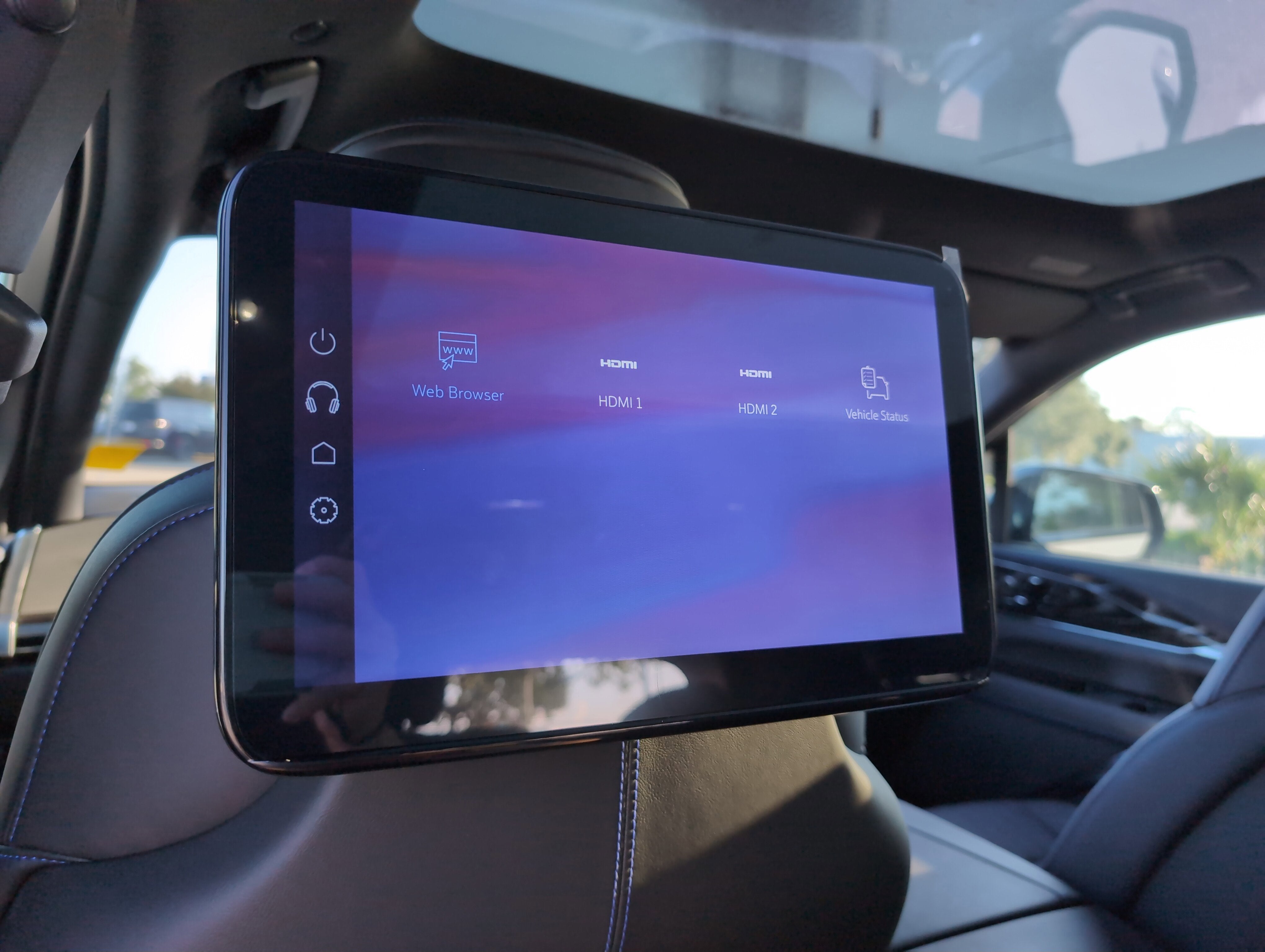 2026 Cadillac ESCALADE IQ Sport