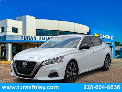 2022 Nissan Altima SR FWD