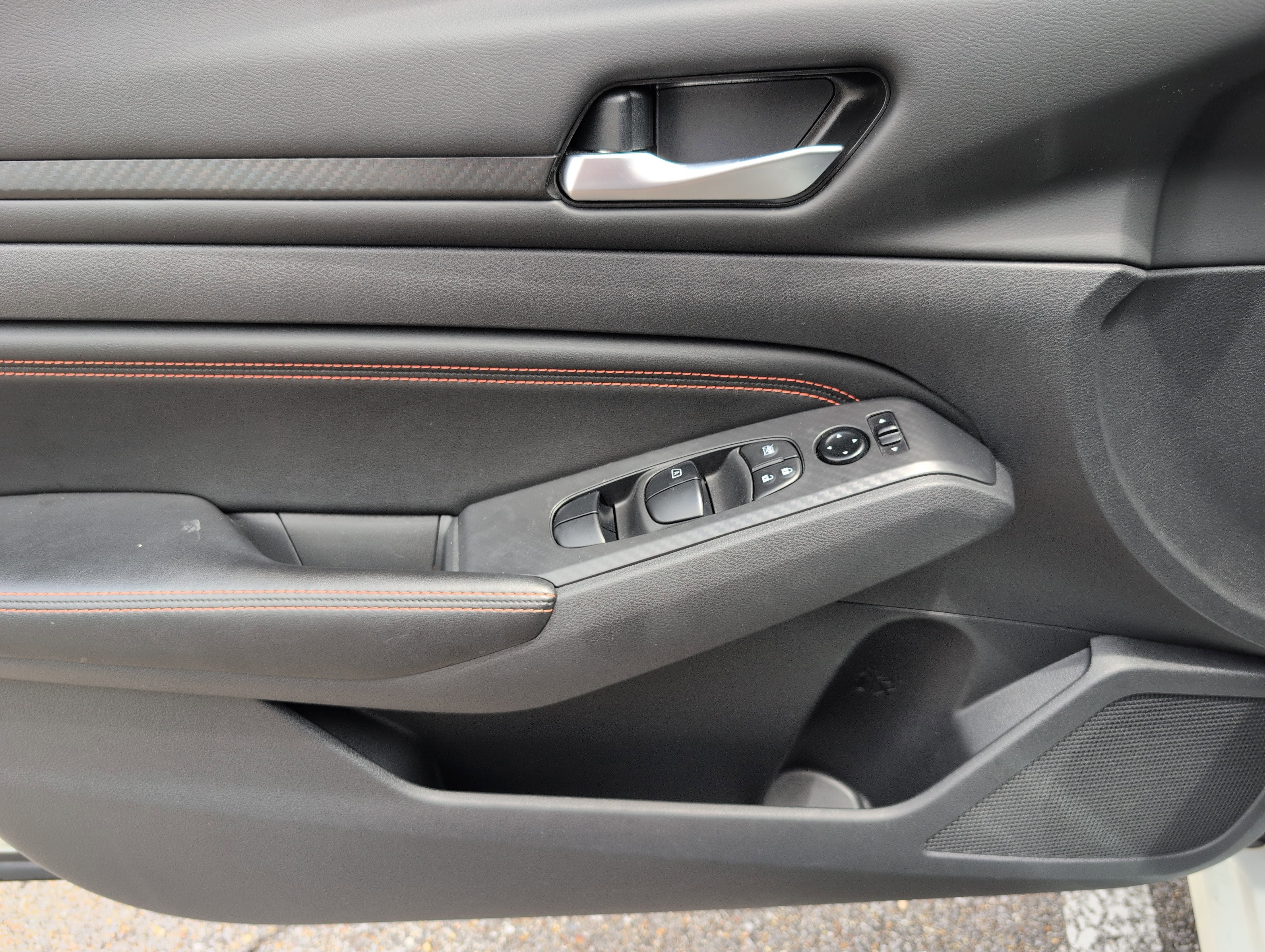 2022 Nissan Altima SR FWD