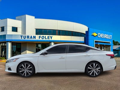 2022 Nissan Altima SR FWD