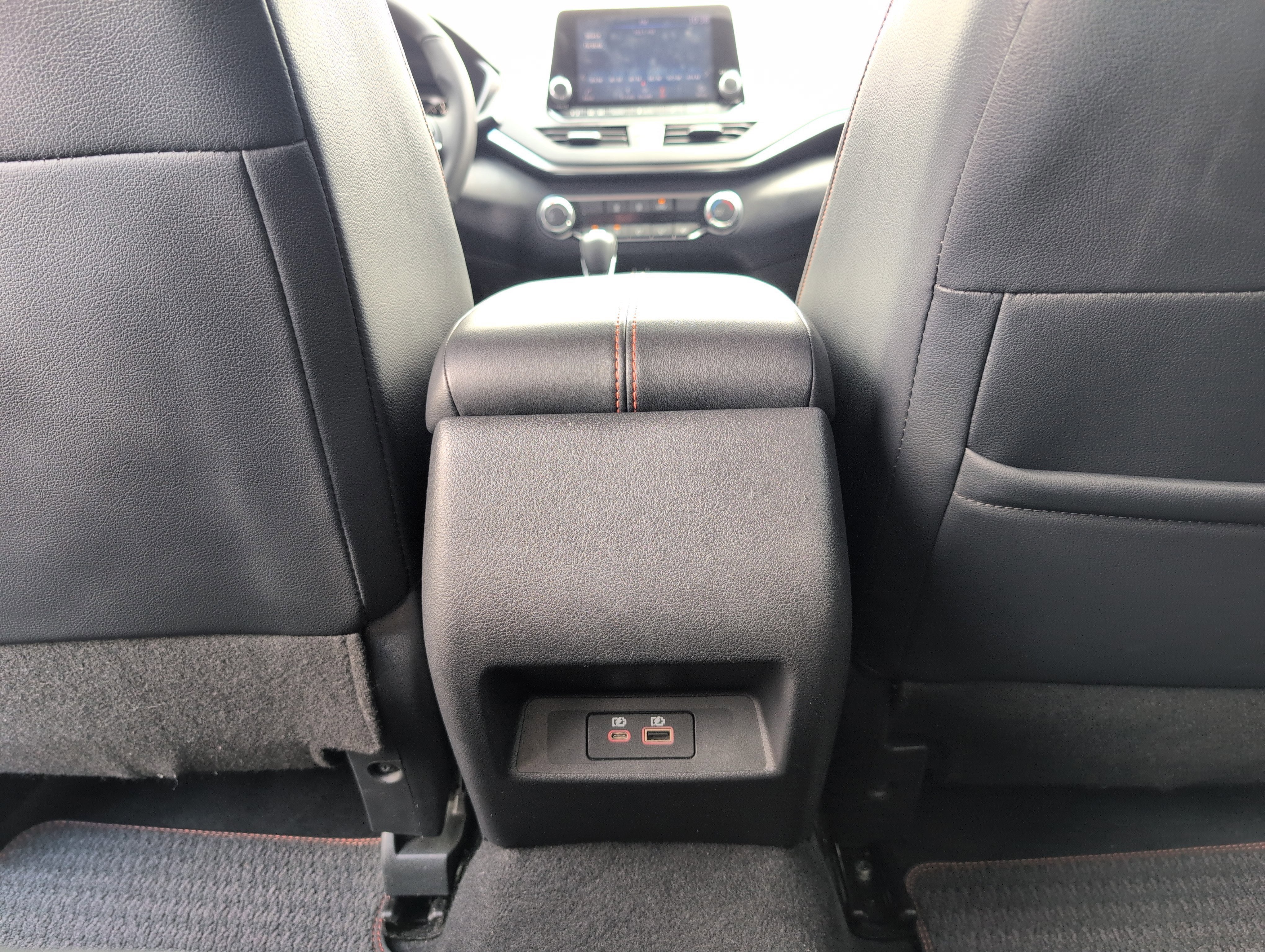 2022 Nissan Altima SR FWD