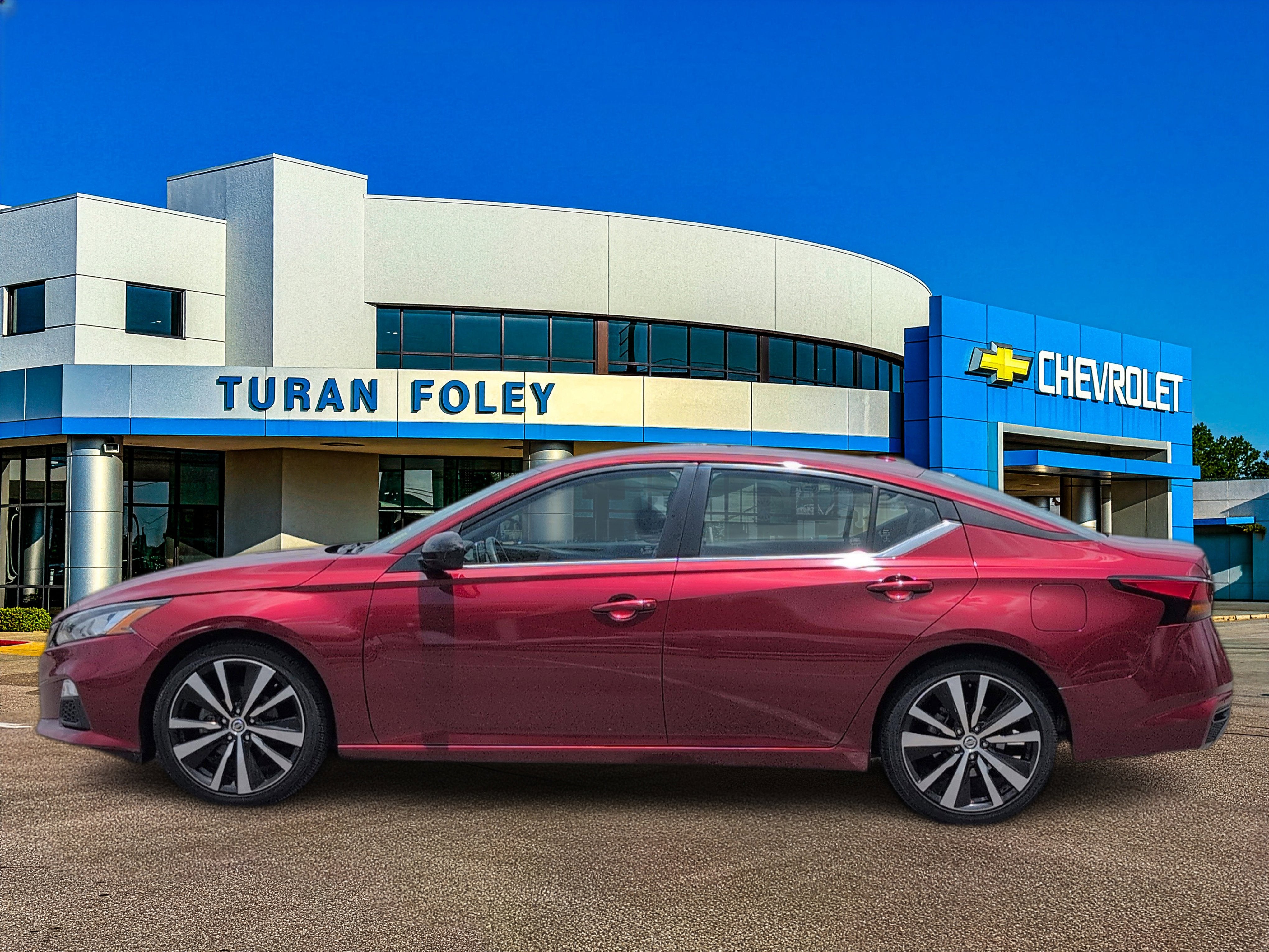 2022 Nissan Altima SR FWD