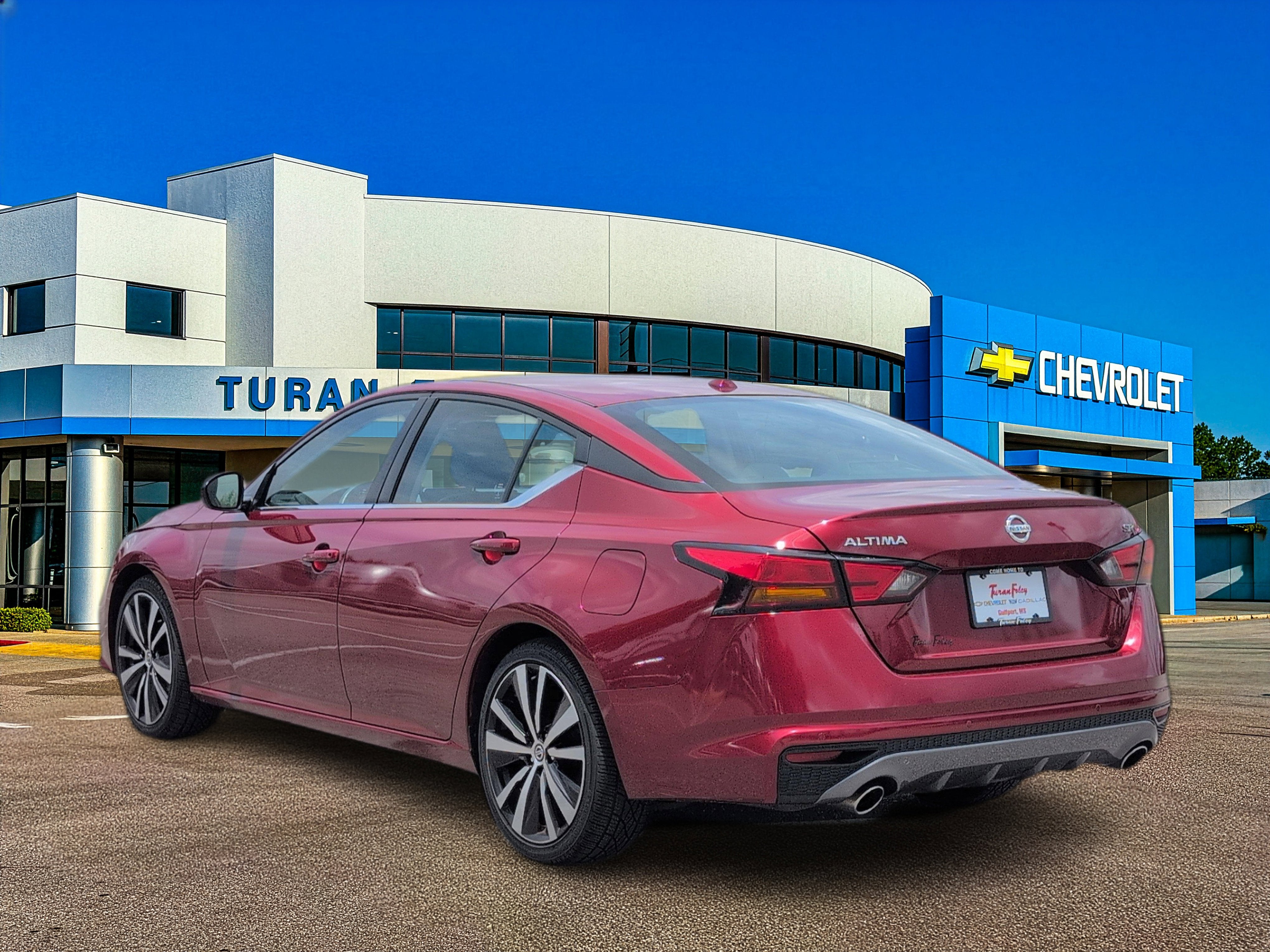 2022 Nissan Altima SR FWD