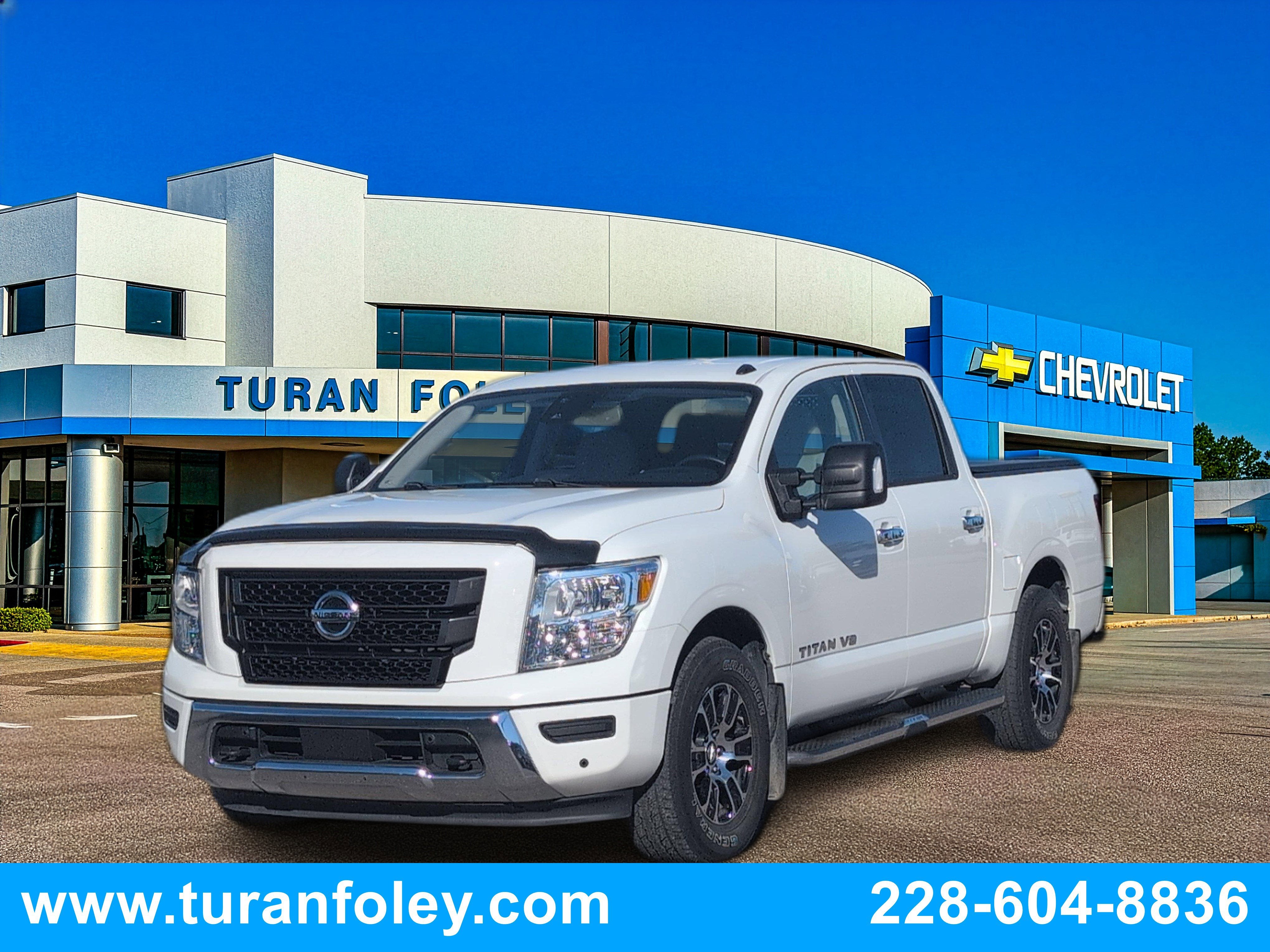 2020 Nissan TITAN Crew Cab SV 4x2