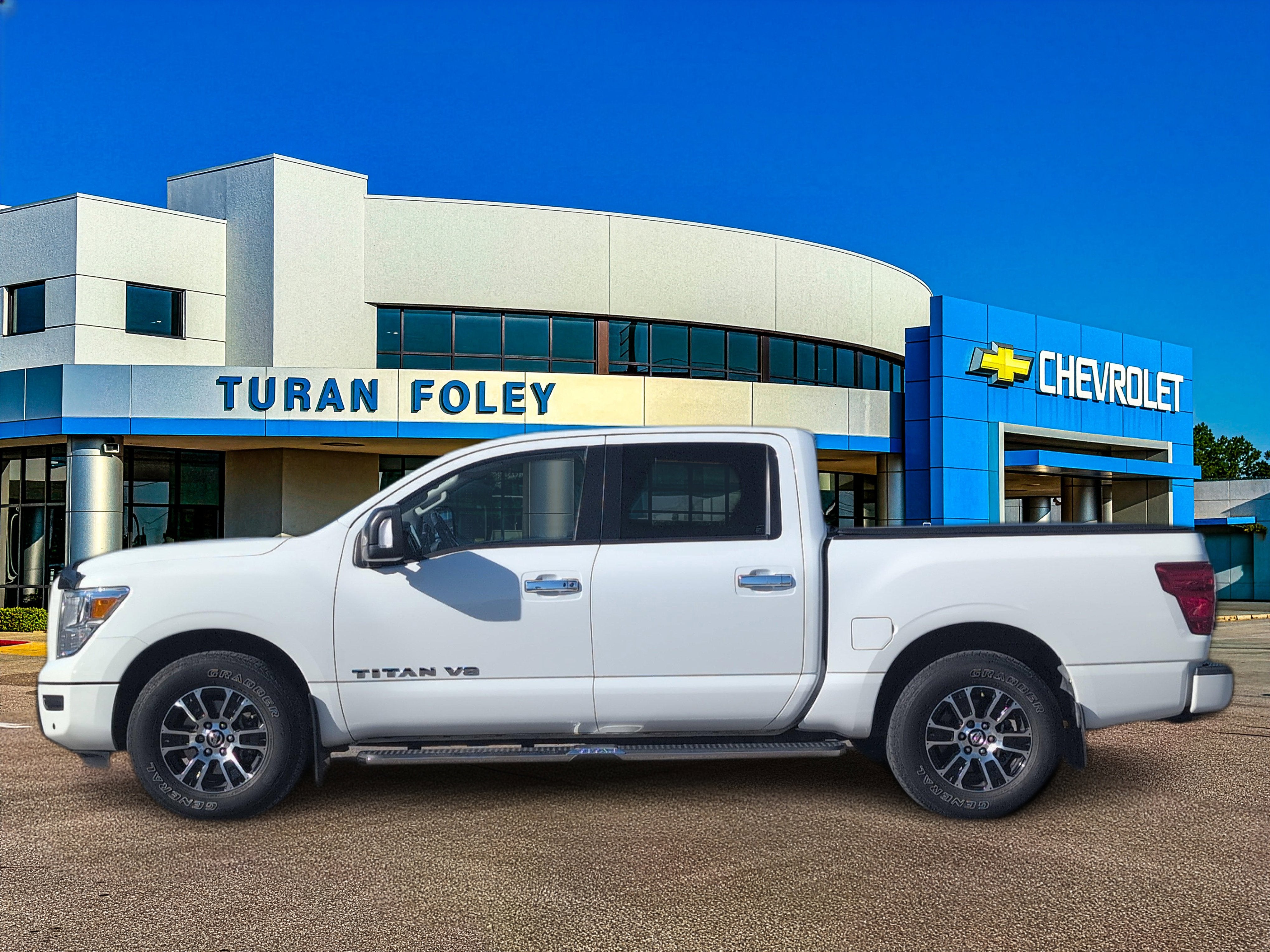2020 Nissan TITAN Crew Cab SV 4x2