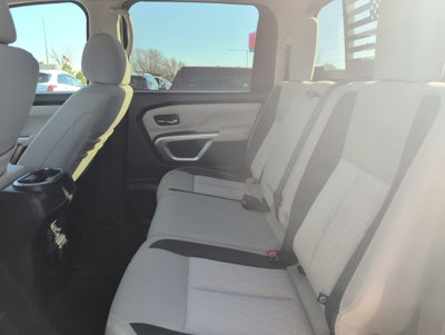 2020 Nissan TITAN Crew Cab SV 4x2