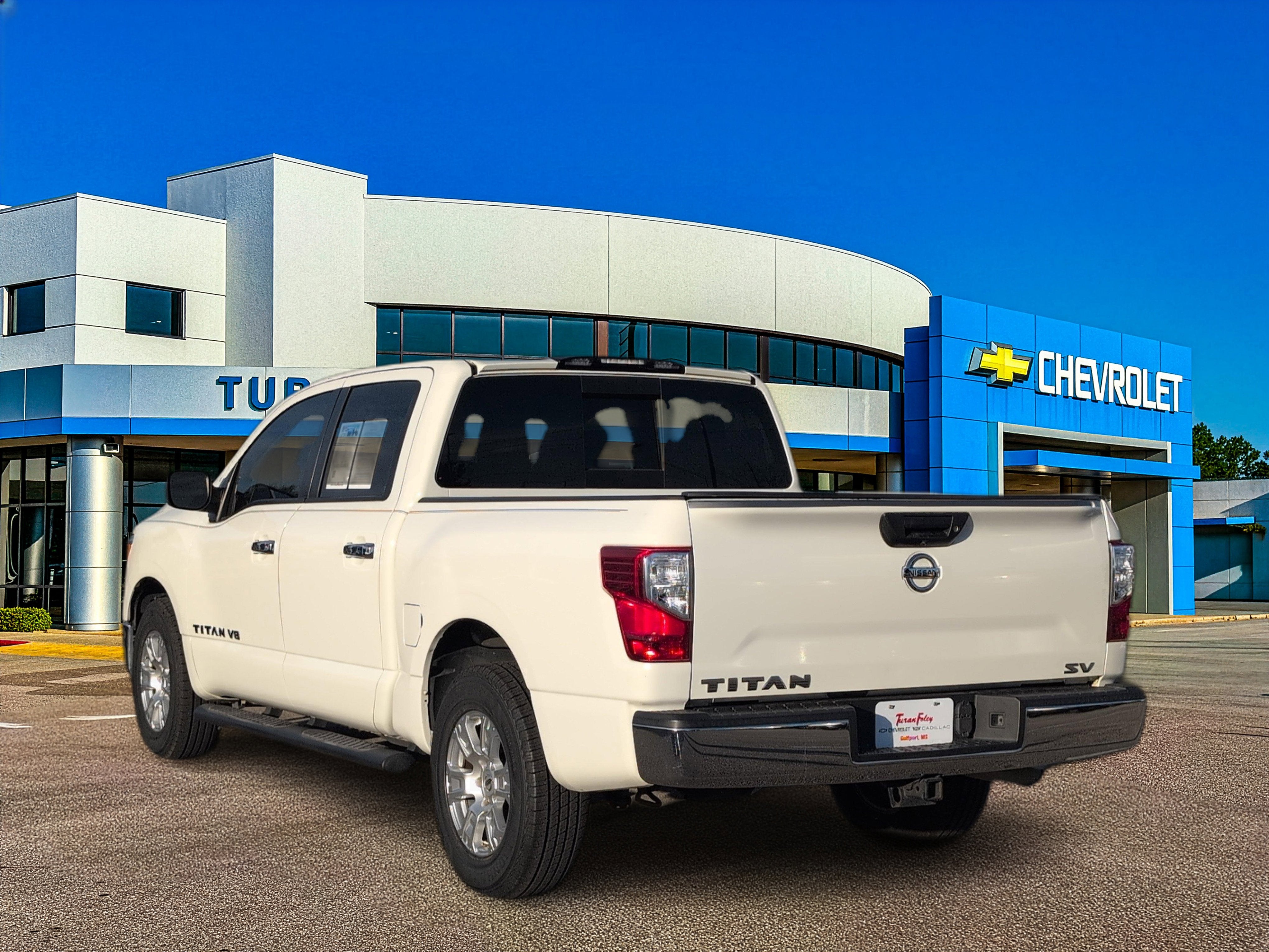 2019 Nissan TITAN SV