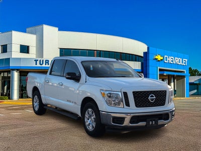 2019 Nissan TITAN SV