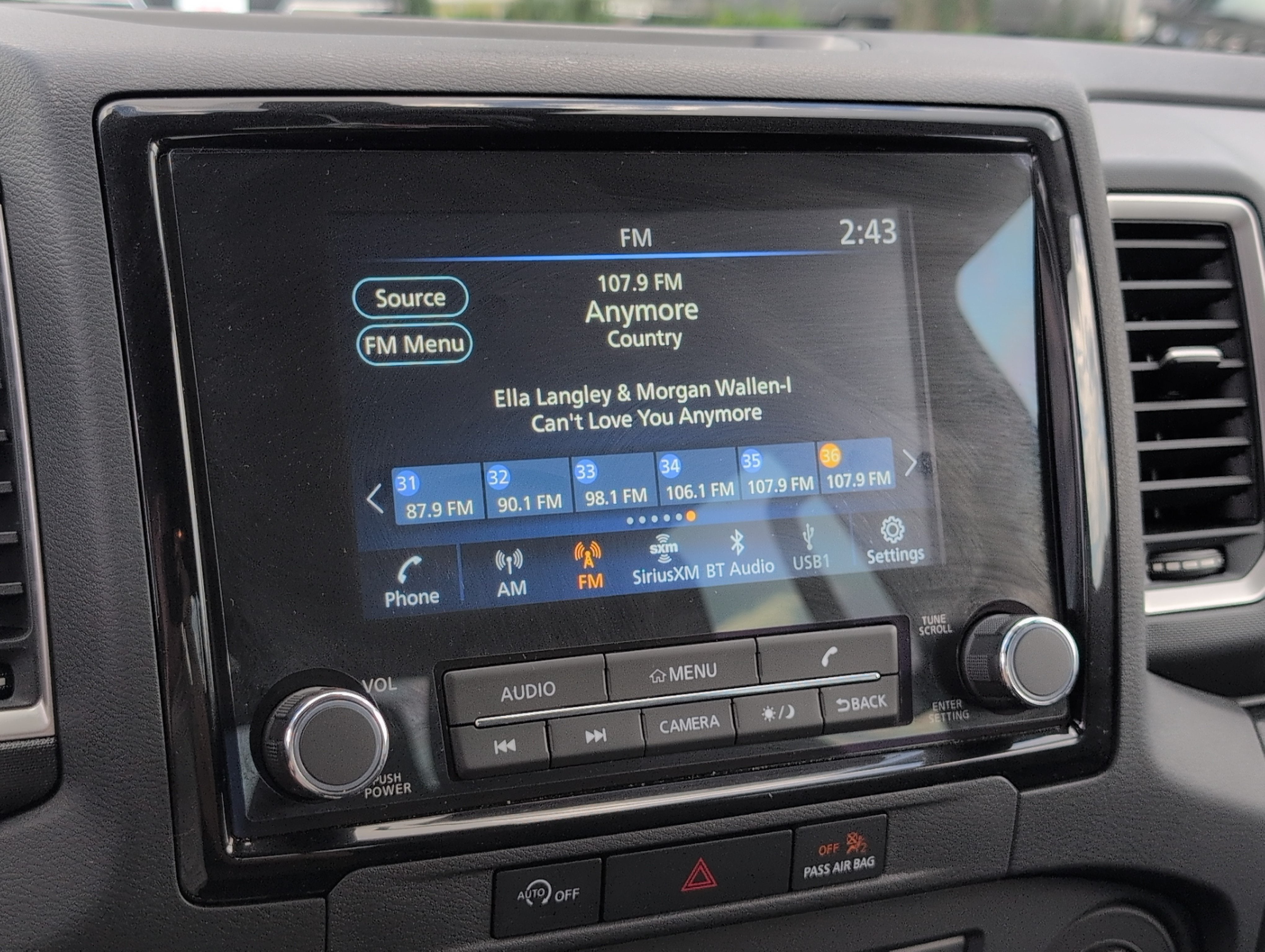 2024 Nissan Frontier Crew Cab SV 4x2