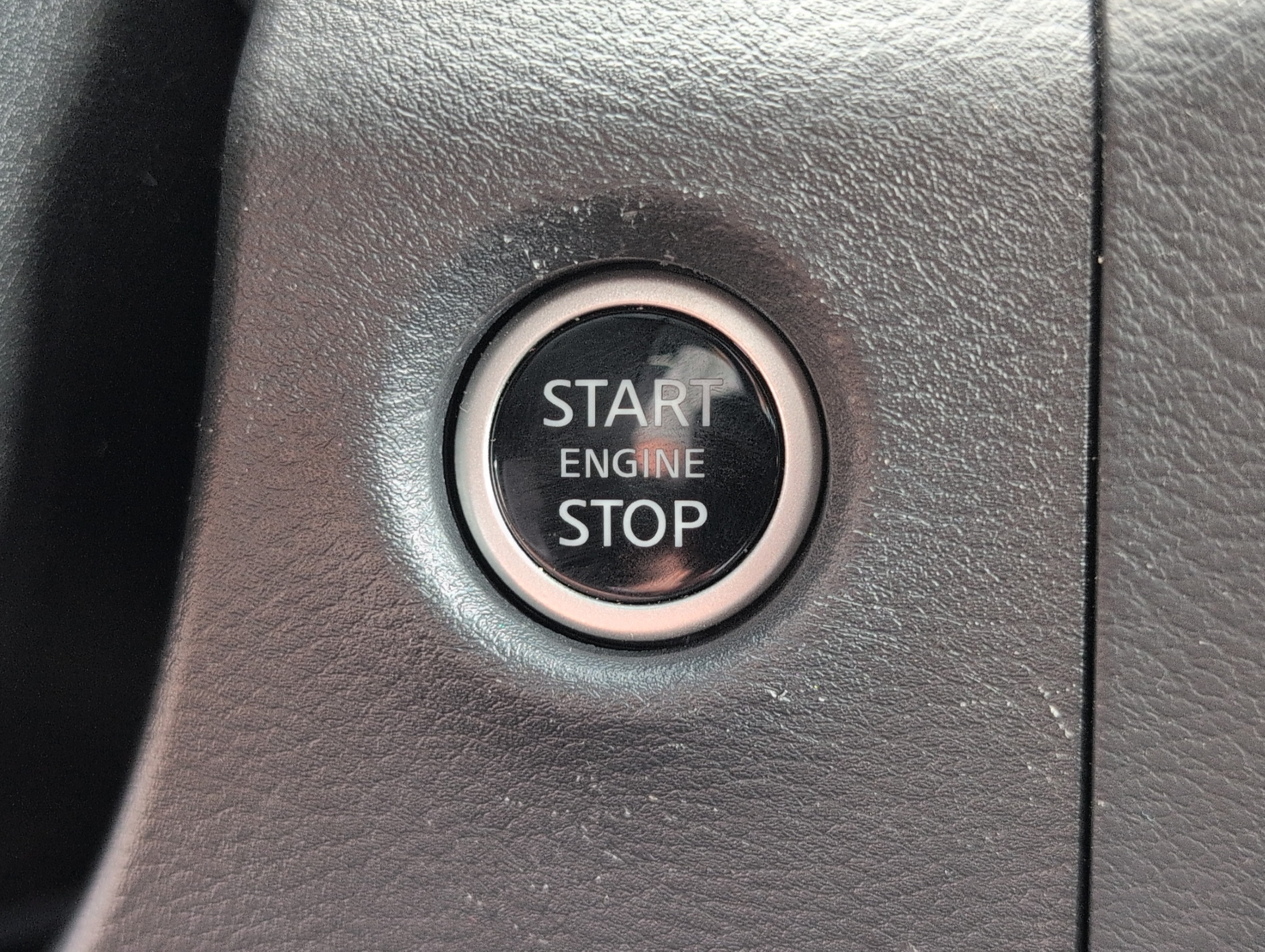 2024 Nissan Frontier Crew Cab SV 4x2