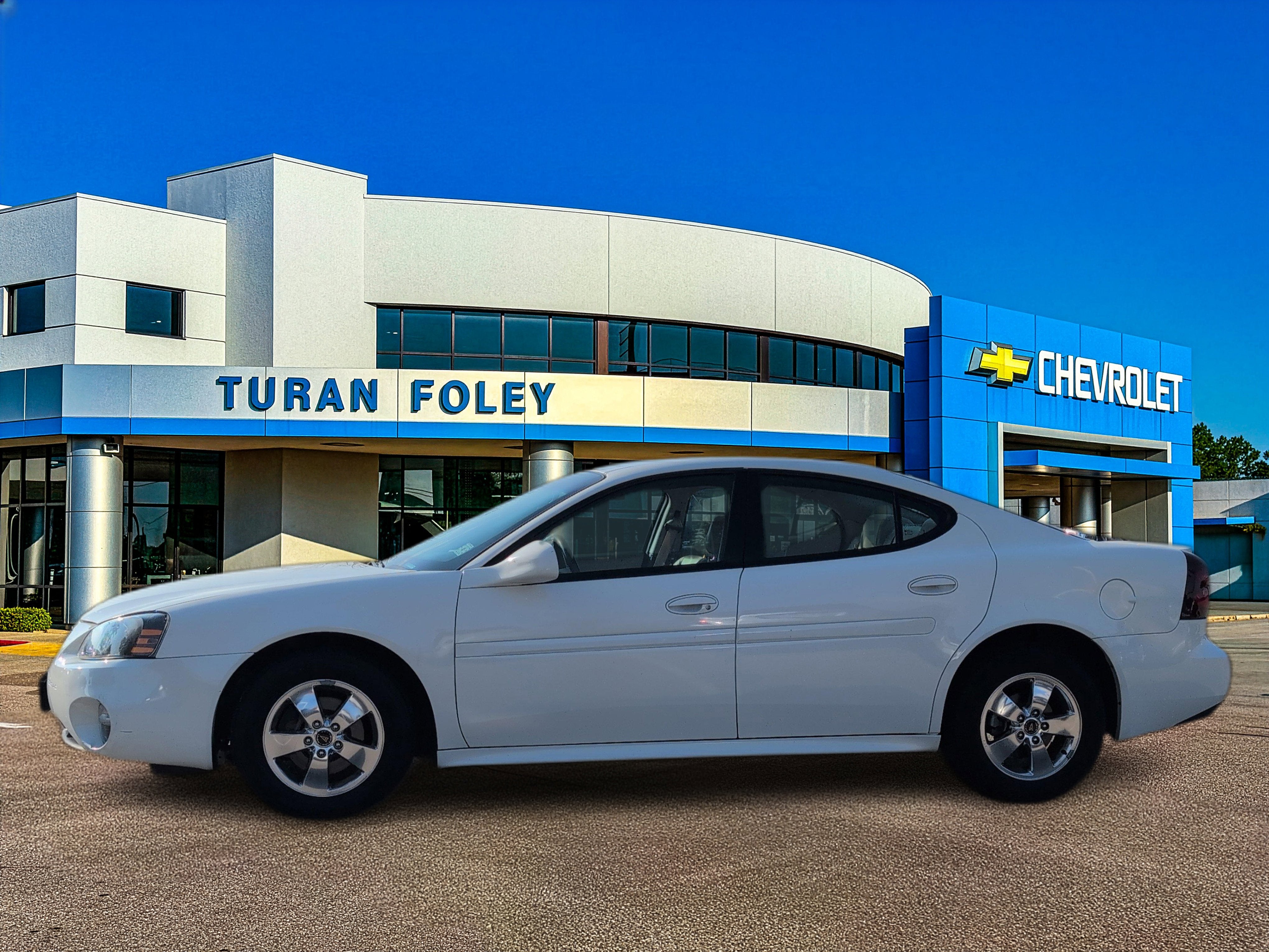 Used 2005 Pontiac Grand Prix GT with VIN 2G2WS522351350285 for sale in Gulfport, MS