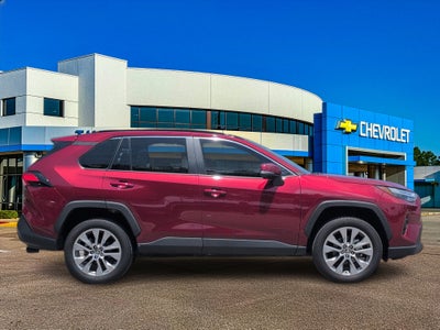 2025 Toyota RAV4 XLE Premium