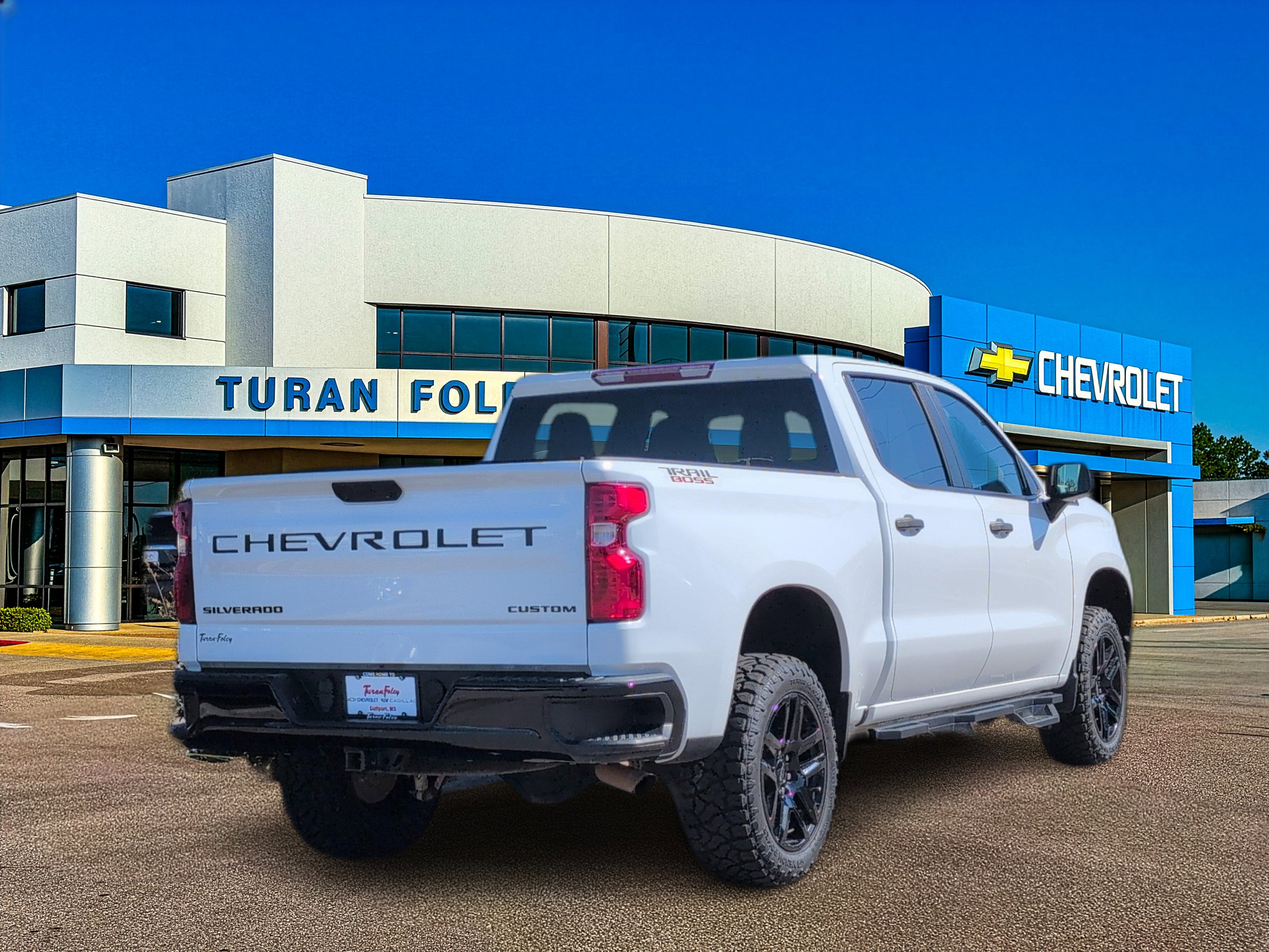 2024 Chevrolet Silverado 1500 Custom Trail Boss