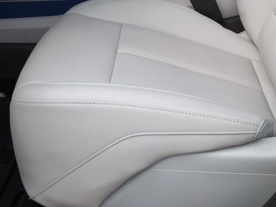 2025 Cadillac OPTIQ Luxury 1