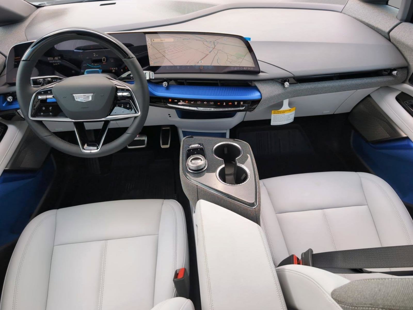 2025 Cadillac OPTIQ Luxury 1