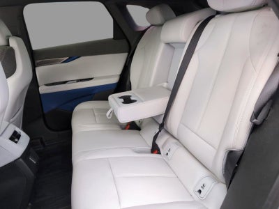 2025 Cadillac OPTIQ Luxury 1