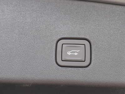 2025 Cadillac OPTIQ Luxury 1