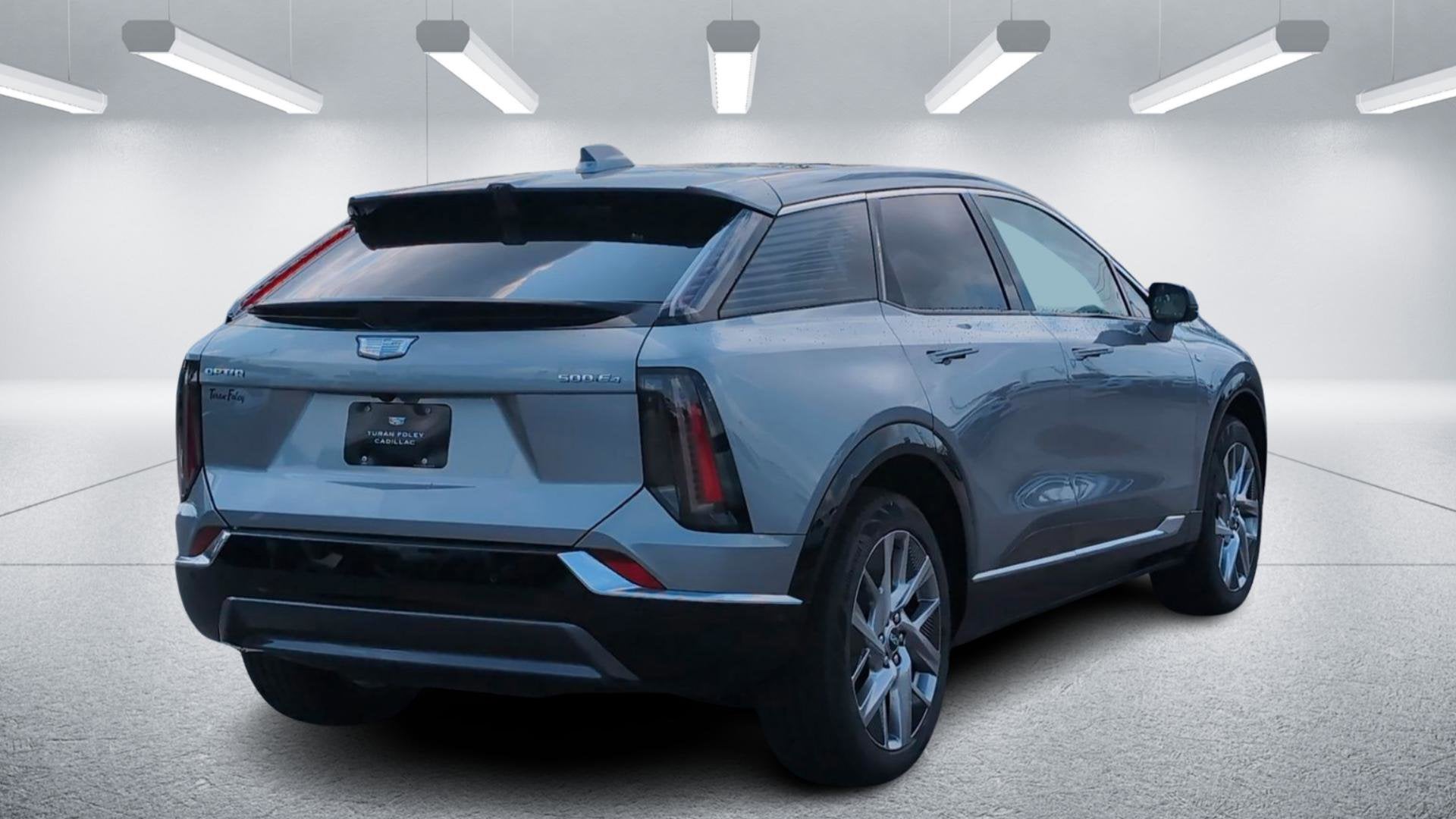 2025 Cadillac OPTIQ Luxury 1