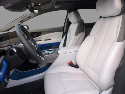 2025 Cadillac OPTIQ Luxury 1