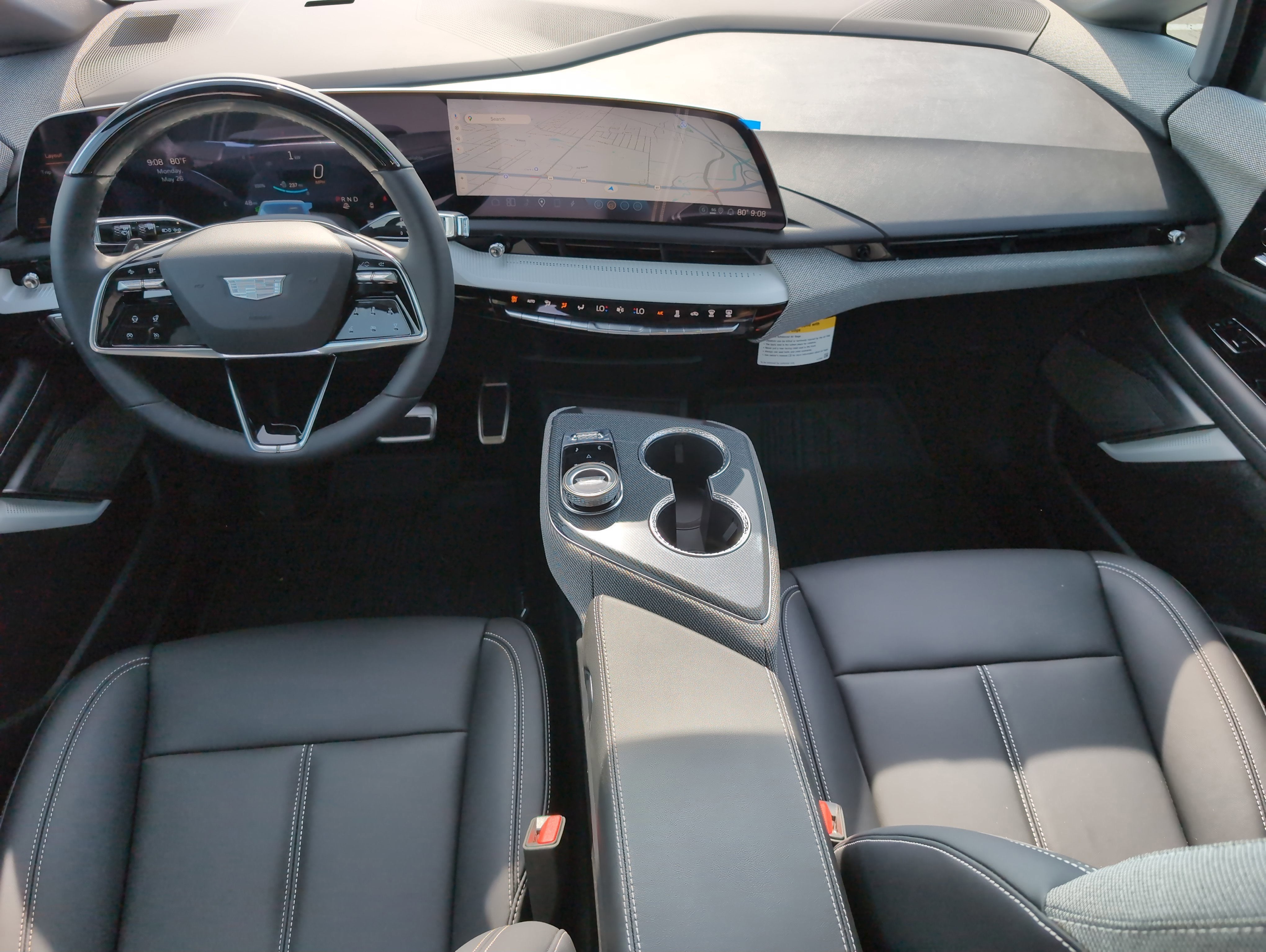 2025 Cadillac OPTIQ Luxury 1