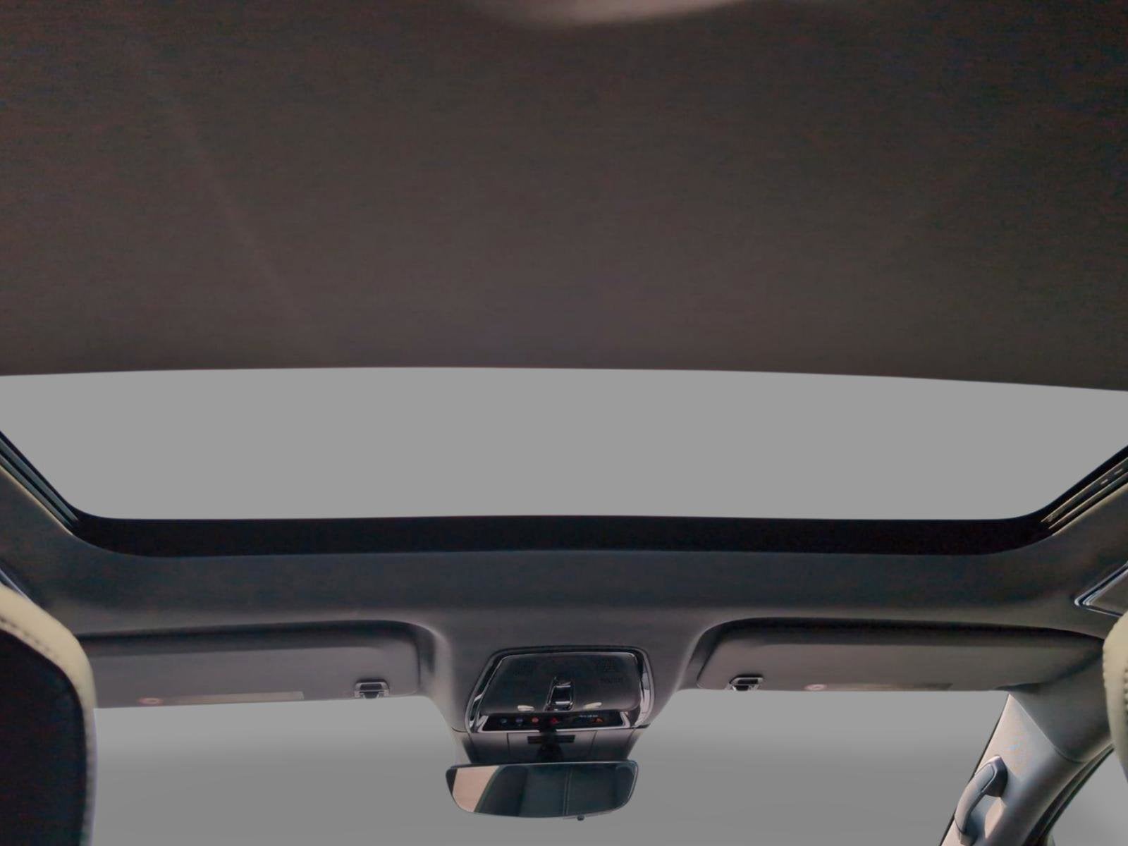 2025 Cadillac OPTIQ Luxury 1