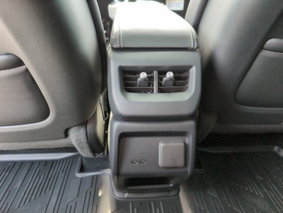 2025 Cadillac OPTIQ Luxury 1