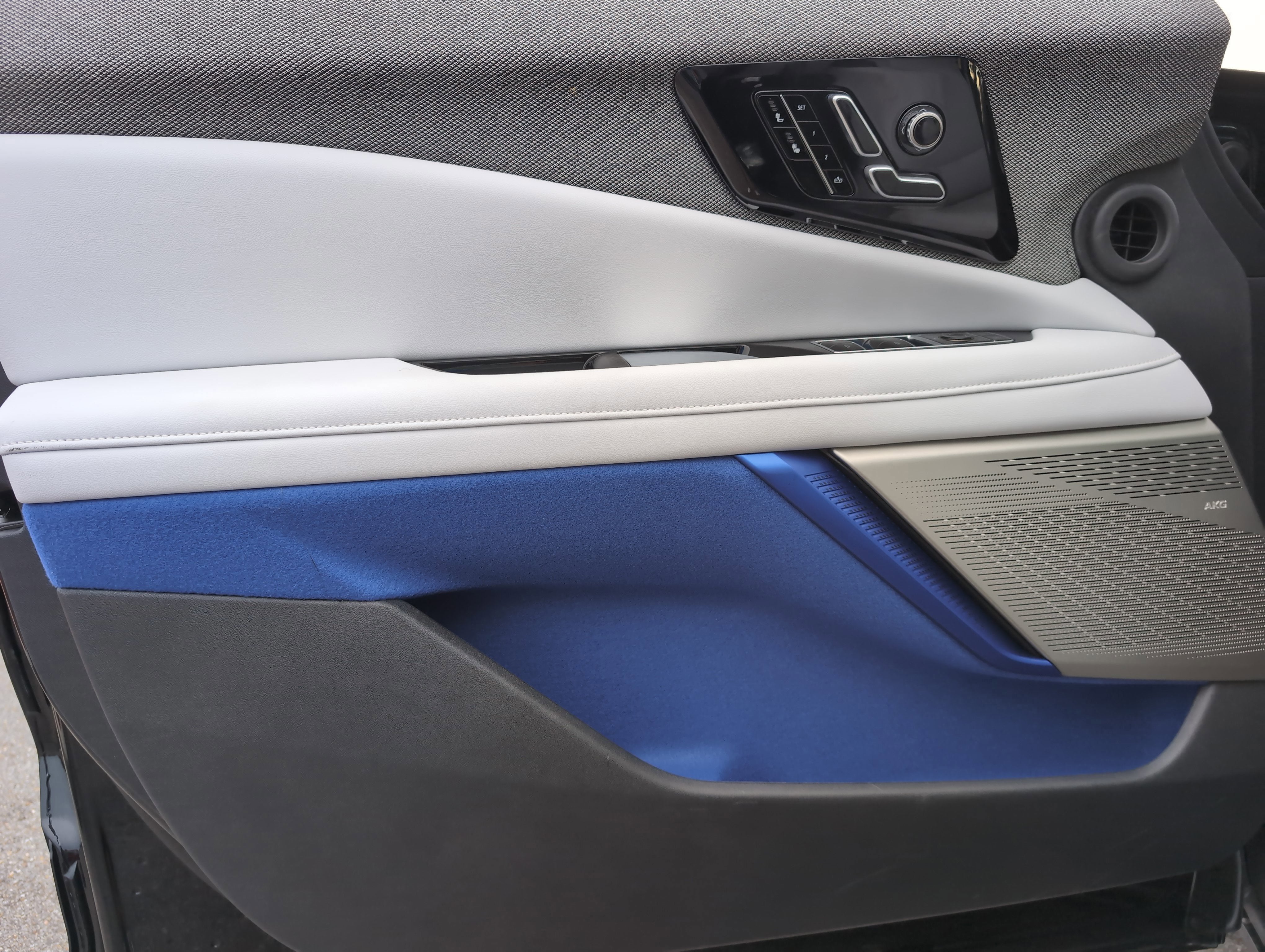 2025 Cadillac OPTIQ Sport 1