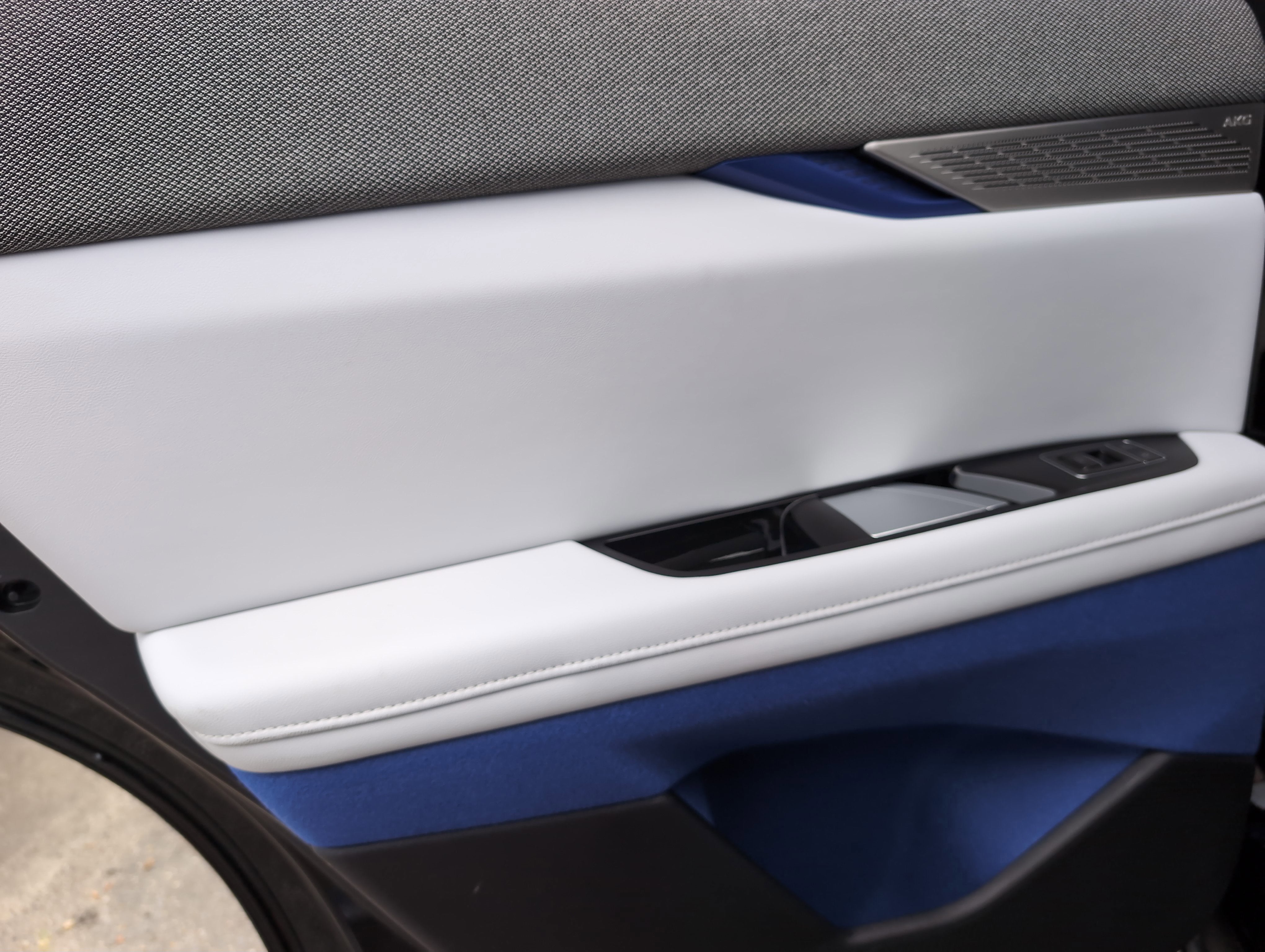 2025 Cadillac OPTIQ Sport 1