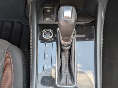 2023 Nissan Kicks SR Xtronic CVT