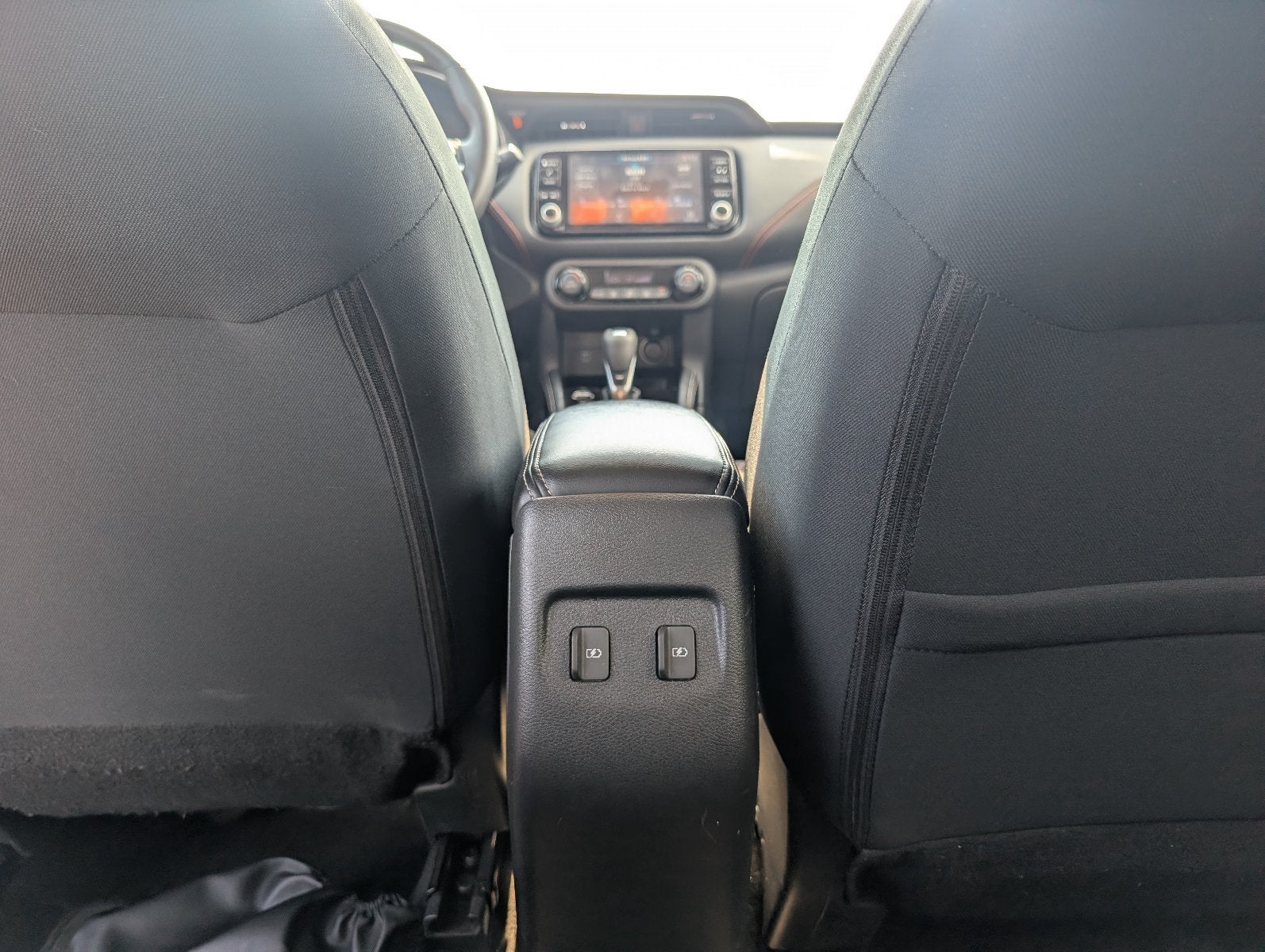2023 Nissan Kicks SR Xtronic CVT