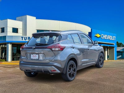 2023 Nissan Kicks SR Xtronic CVT