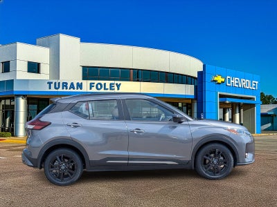 2023 Nissan Kicks SR Xtronic CVT