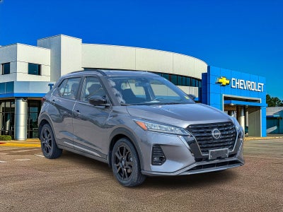 2023 Nissan Kicks SR Xtronic CVT