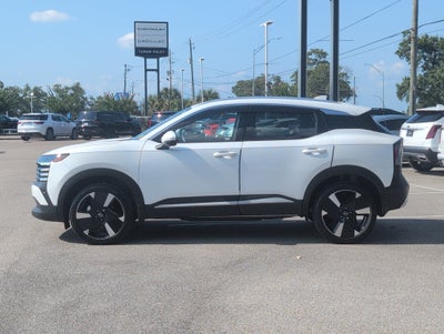 2025 Nissan Kicks SR FWD