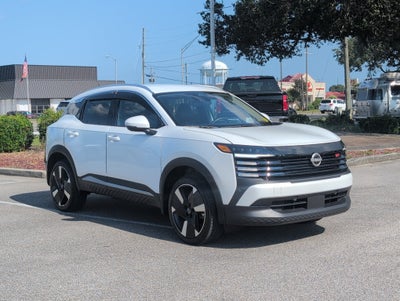 2025 Nissan Kicks SR FWD