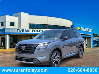 2024 Nissan Pathfinder Platinum FWD