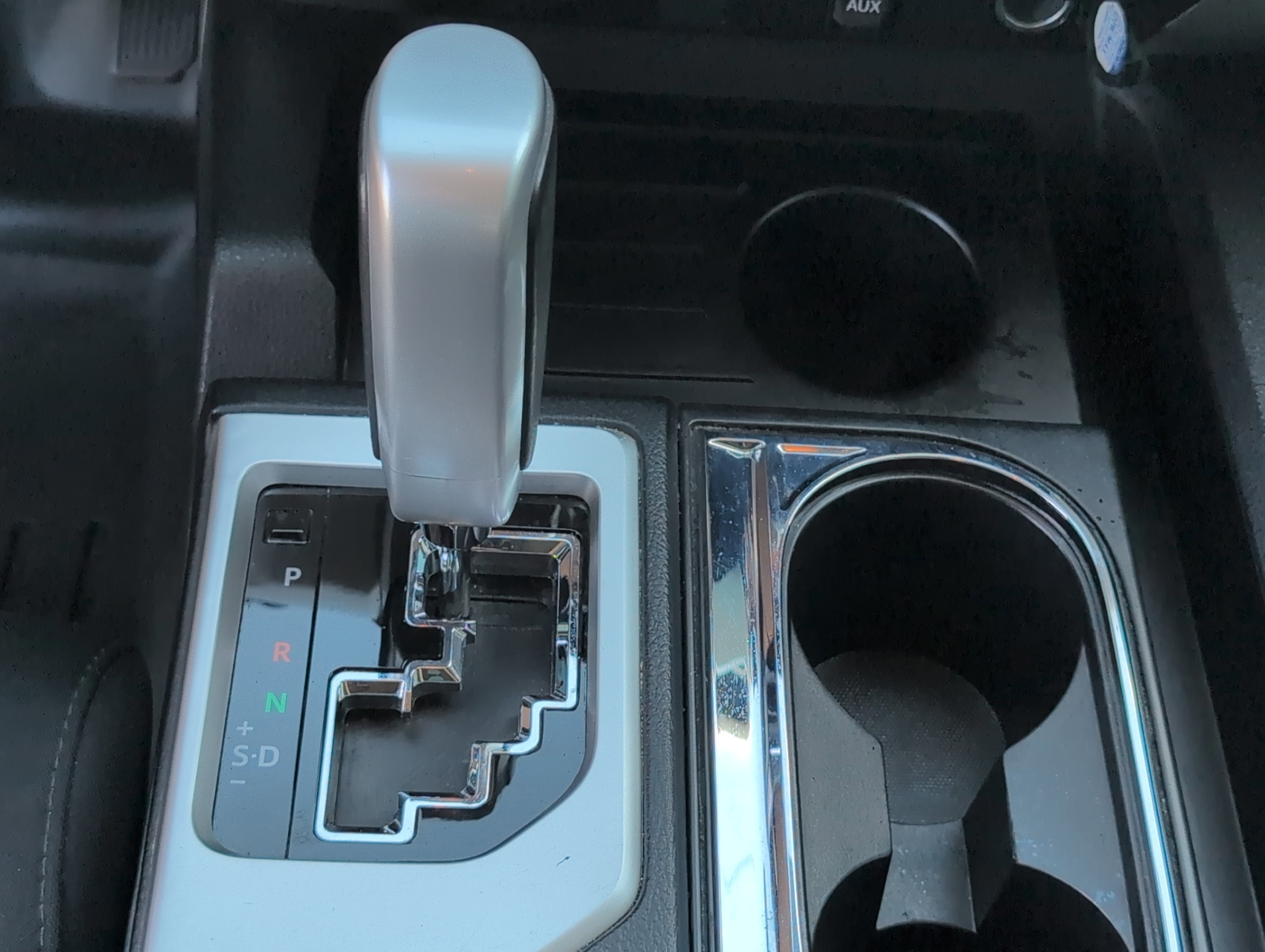 2018 Toyota Tundra SR5 5.7L V8