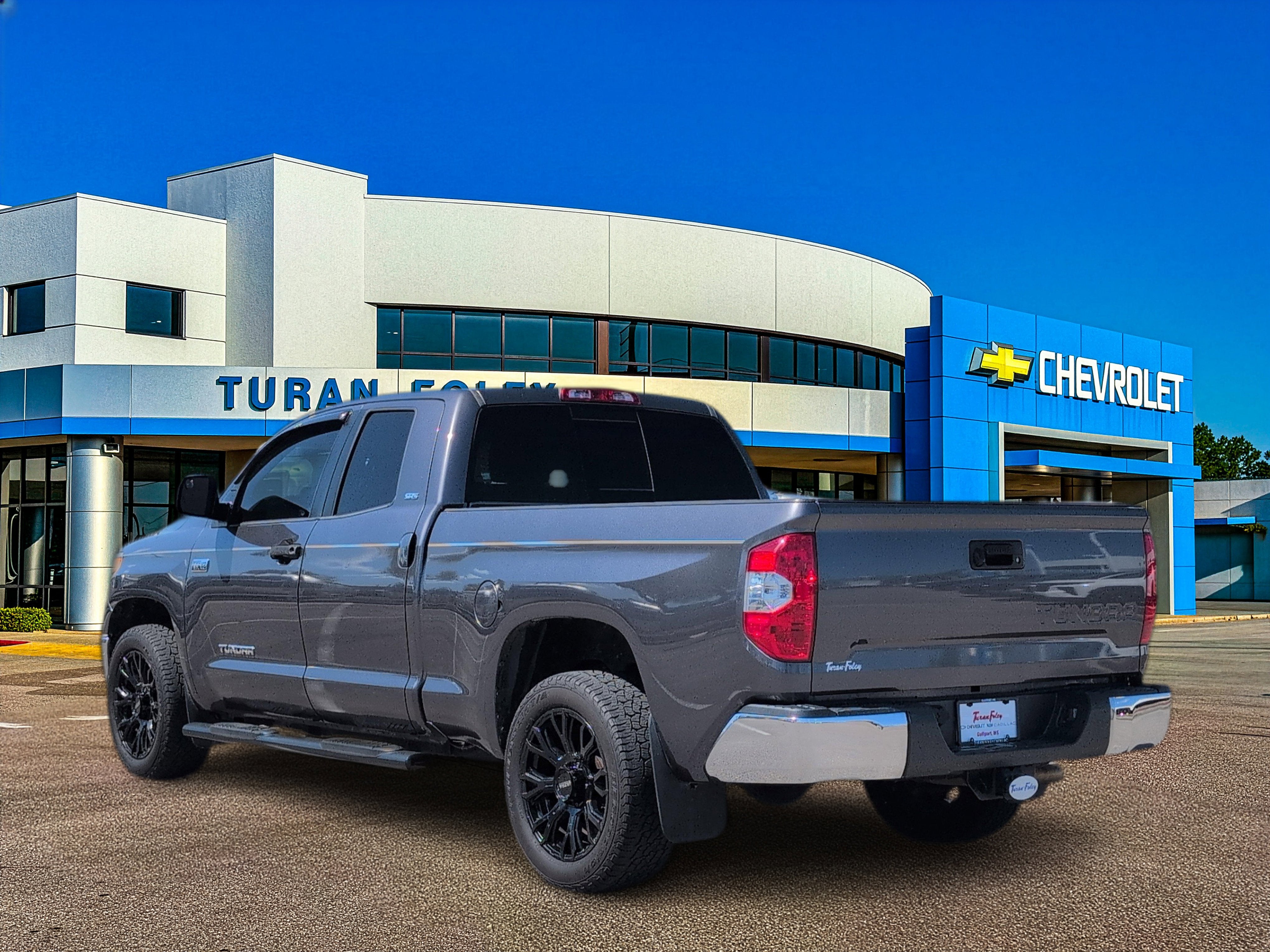 2018 Toyota Tundra SR5 5.7L V8