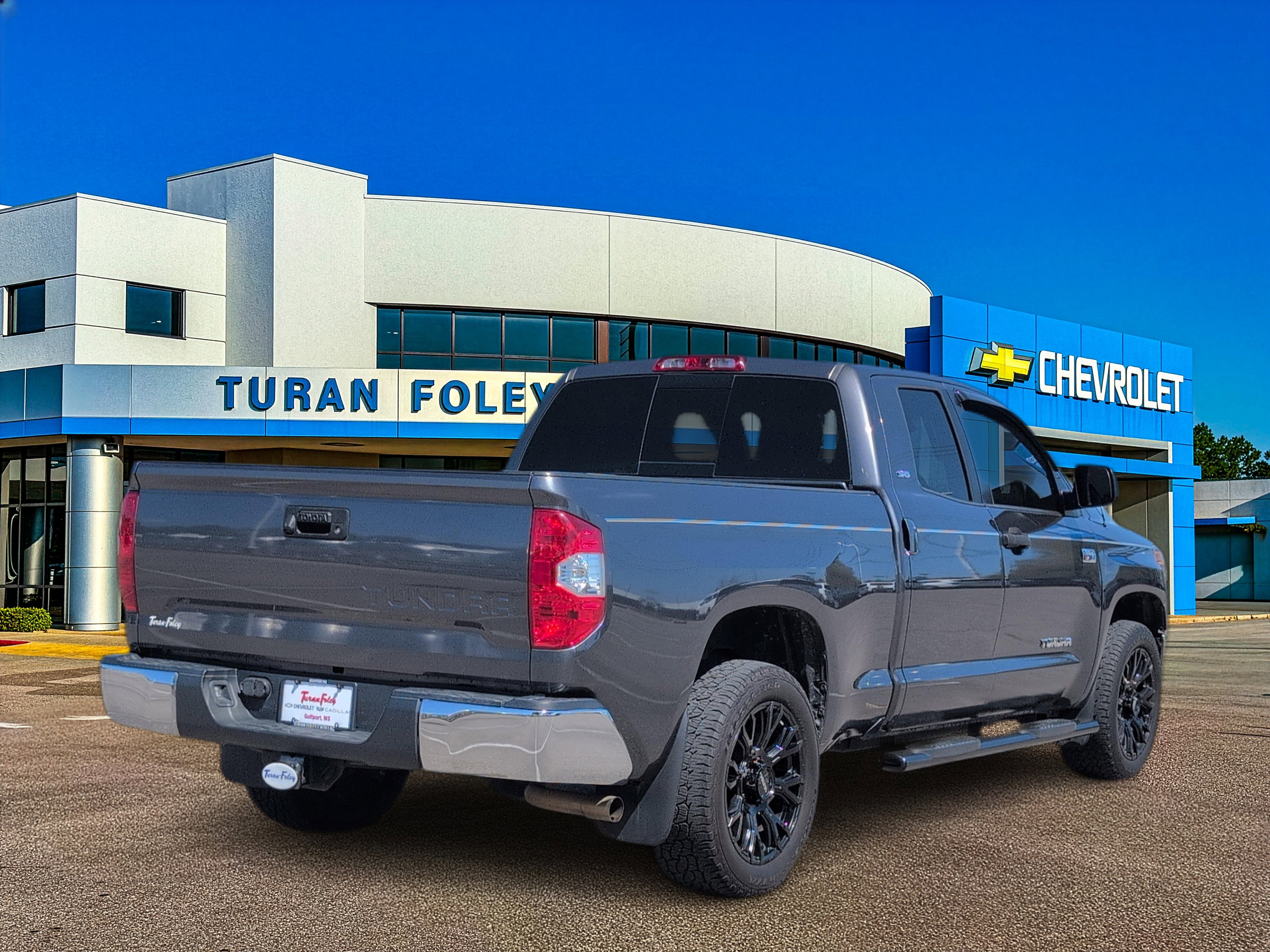 2018 Toyota Tundra SR5 5.7L V8